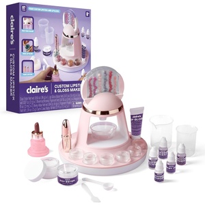 Claire’s DIY Lipstick & Lip Gloss Making Kit, 97-Piece Real Makeup Arts & Crafts Set, Handmade Moisturizing Lip Glaze, Girl Toys & Cosmetic Products, Beauty & Science Gift, Ages 8+